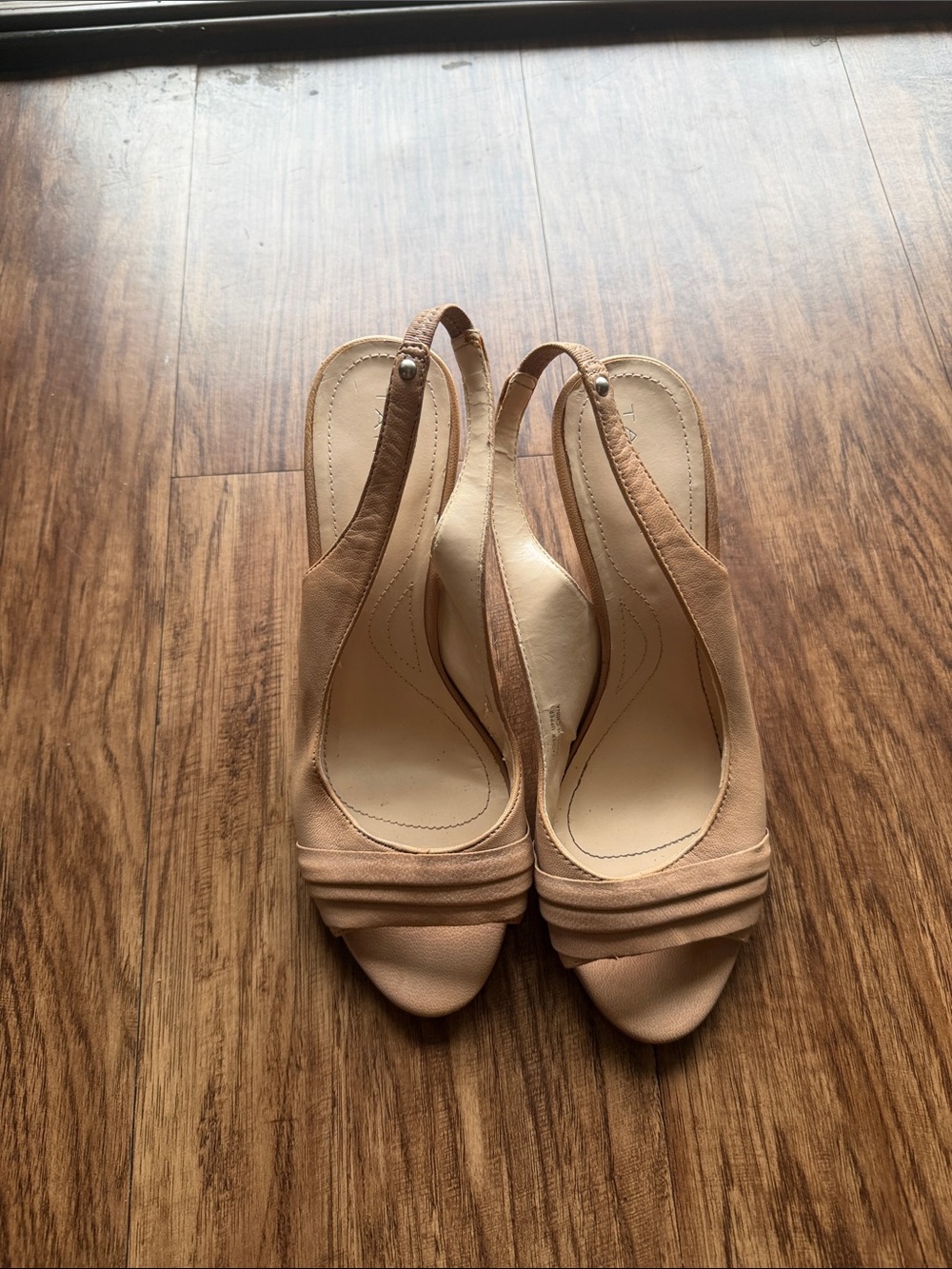 Tahari Beige Open-Toe Slingback Heels